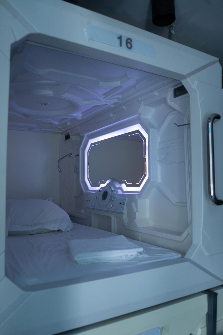 U Street Capsule Hostel Washington Extérieur photo