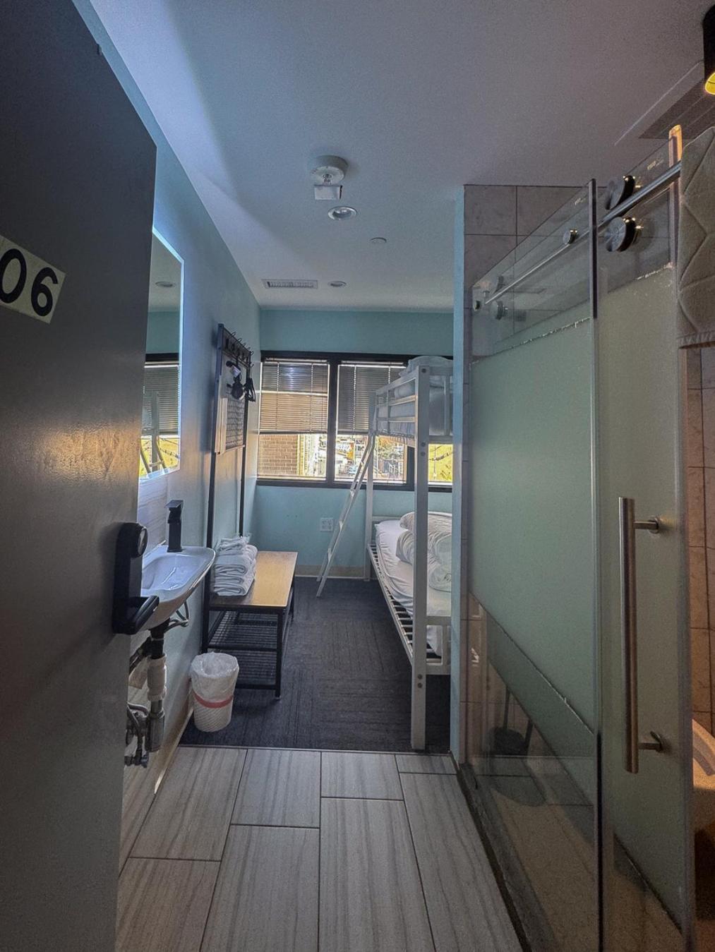 U Street Capsule Hostel Washington Extérieur photo