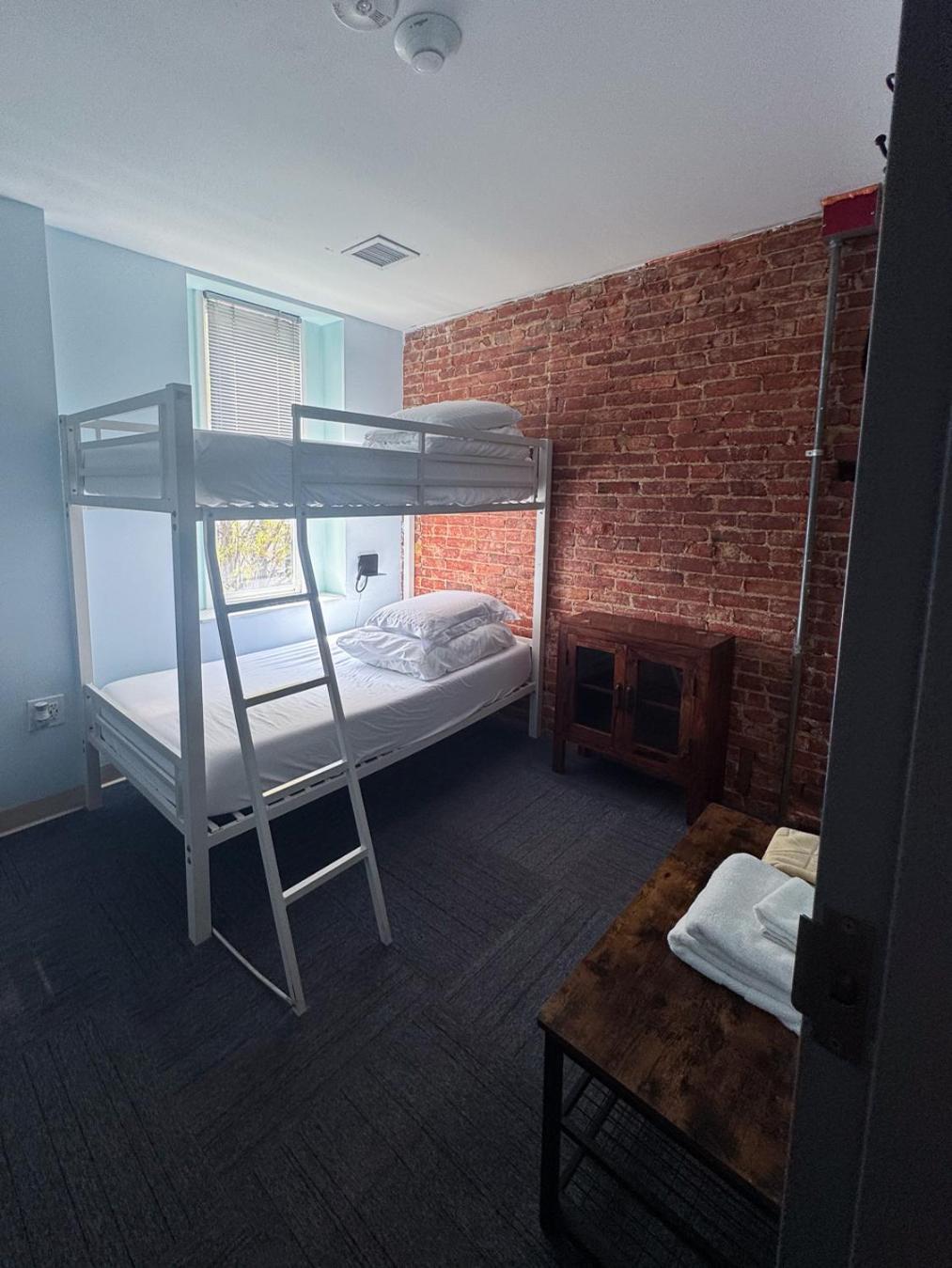 U Street Capsule Hostel Washington Extérieur photo