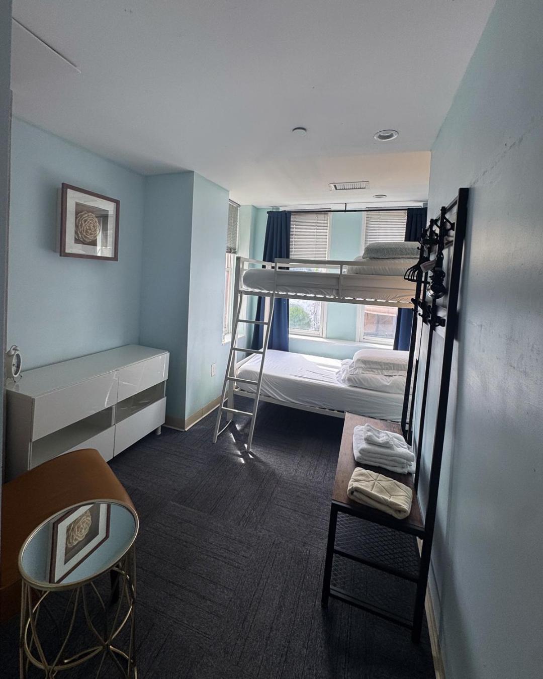 U Street Capsule Hostel Washington Extérieur photo